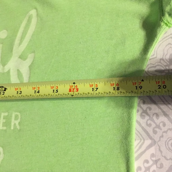 Graphic tee - Picture 4 of 4